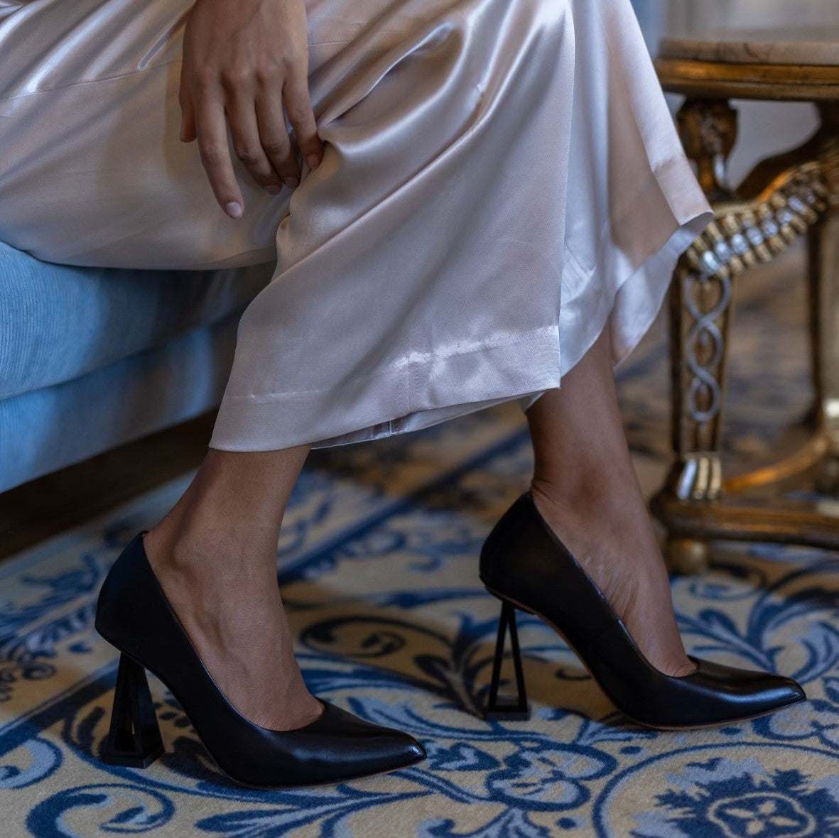 Paris 01 Black Sarah Maier