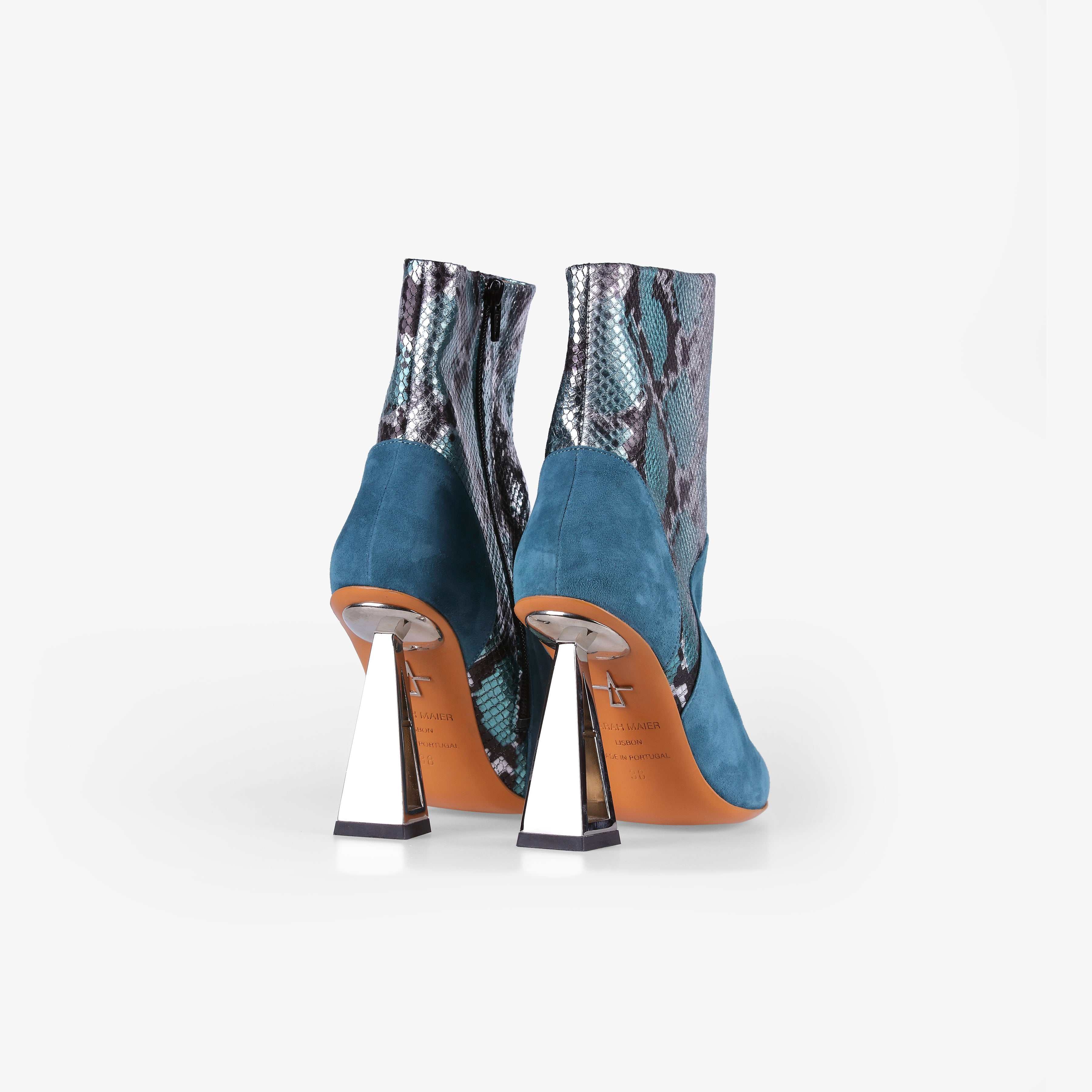 London 01 Petrol Sarah Maier