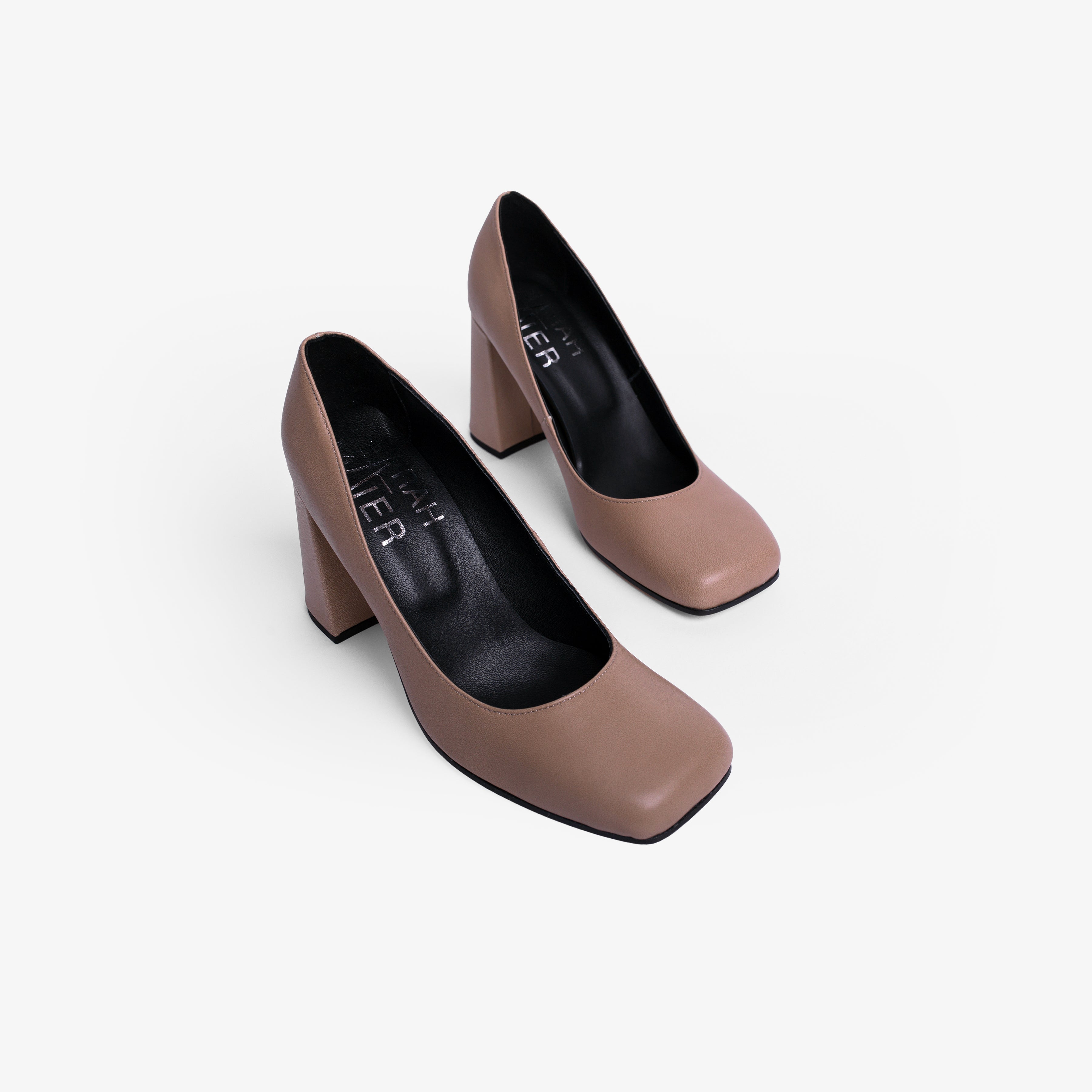 Meghan Pump Sarah Maier